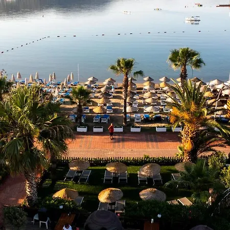 Costa Bitezhan Hotel 4*