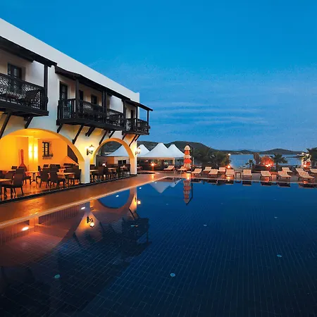 Costa Bitezhan 4* بيتيس