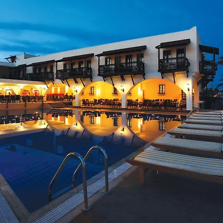 فندق Costa Bitezhan 4*