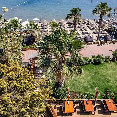 Hotell Costa Bitezhan