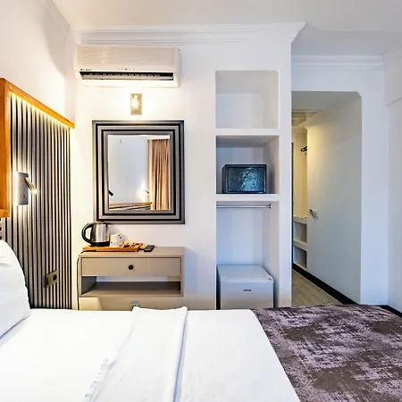 Costa Bitezhan Szálloda 4*
