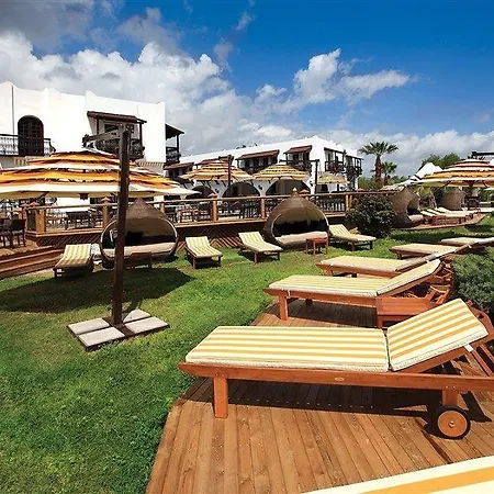 Costa Bitezhan Szálloda 4*