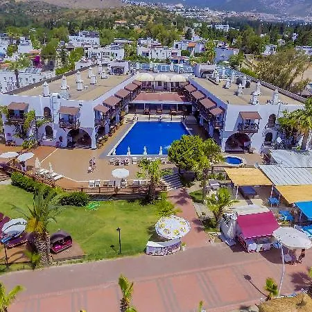 Costa Bitezhan Szálloda 4*