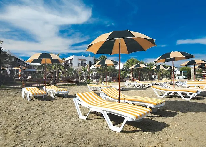 호텔 Costa Bitezhan 4*