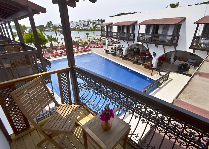 Costa Bitezhan 바이즈